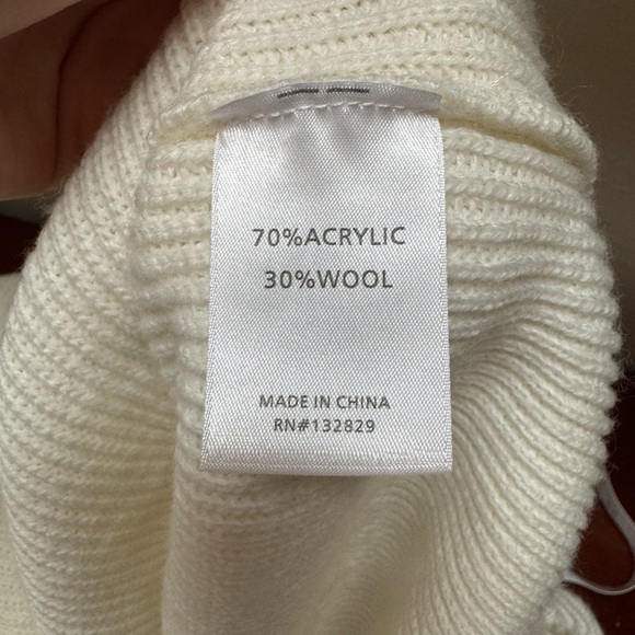 Lovers + Friends Arlington Distressed Sweater in Ivory- Small - Picture 6 of 10